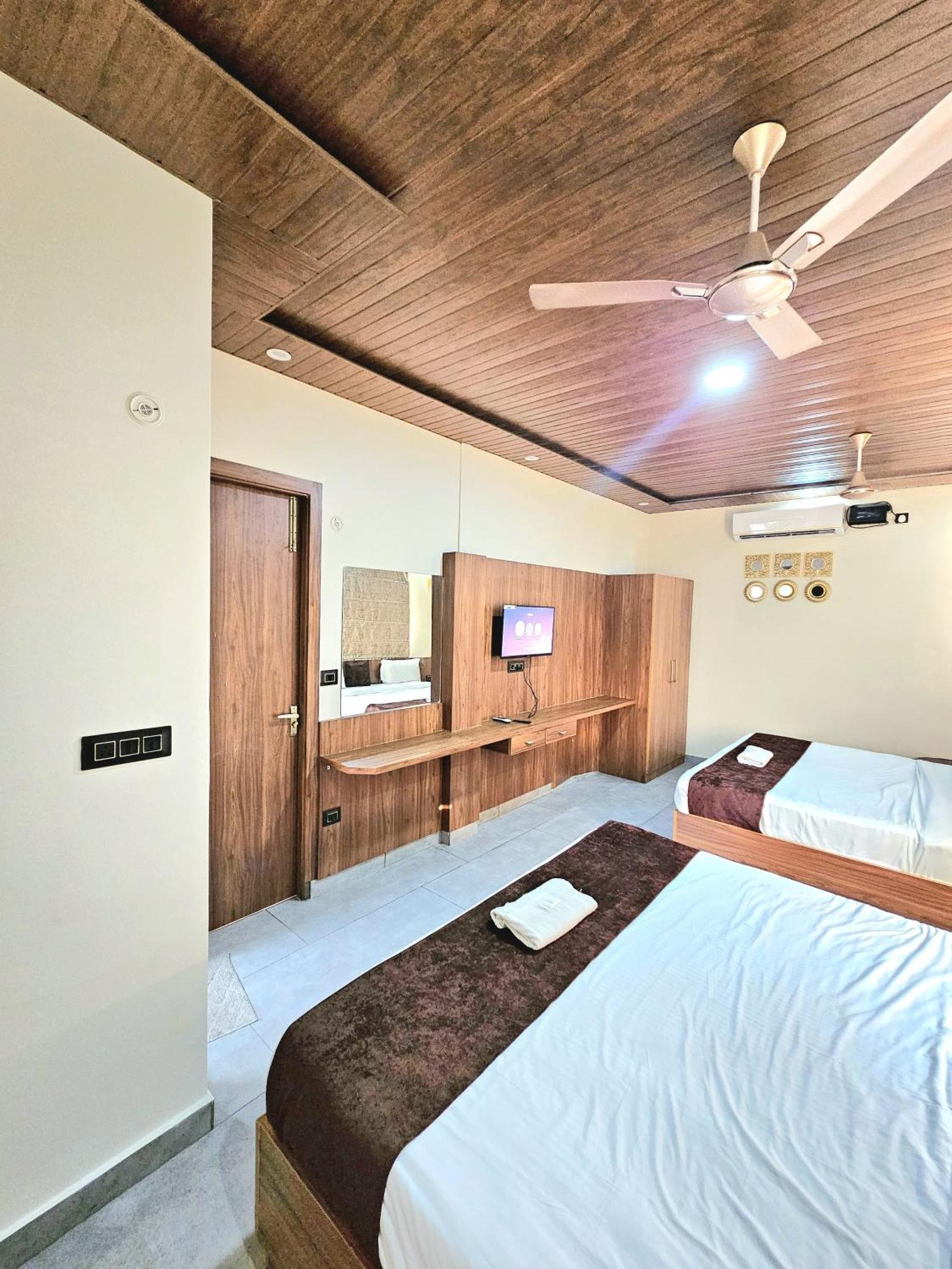 Hotel Kailash Residency Ришикеш Экстерьер фото